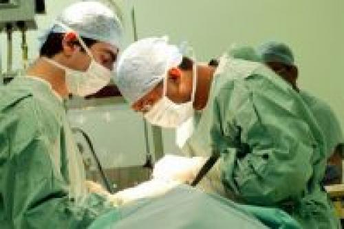 В каких случаях необходимо срочно обратиться к врачу. Экстренный вызов. Когда нельзя медлить с обращением к врачу?