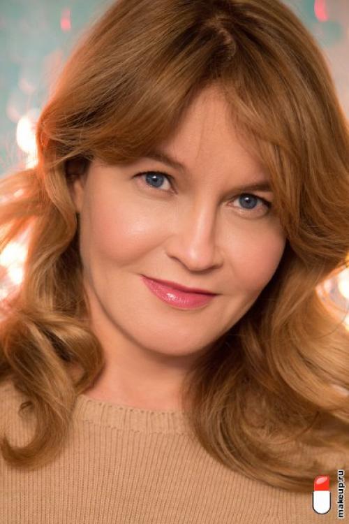 Как сделать макияж, который сделает вас выглядеть моложе. Макияж для женщин старше 50 лет: пошаговая инструкция