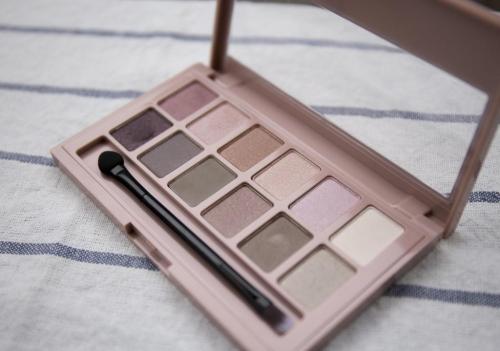 Макияж после 40: 11 проверенных способов подчеркнуть свои достоинства 12 Макияж после 40: 11 проверенных способов подчеркнуть свои достоинства 12