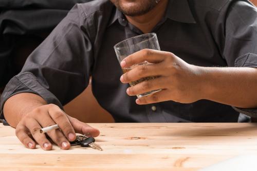 Топ-5 самых вредных привычек, которые наносят вред здоровью 02