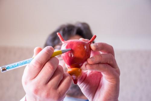 Частое мочеиспускание: проблема, с которой сталкиваются женщины после 60 лет 03