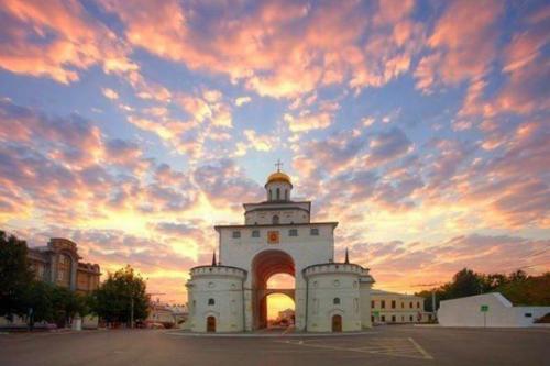 Почему эти правила называются золотыми. Почему Владимирские ворота называются Золотыми