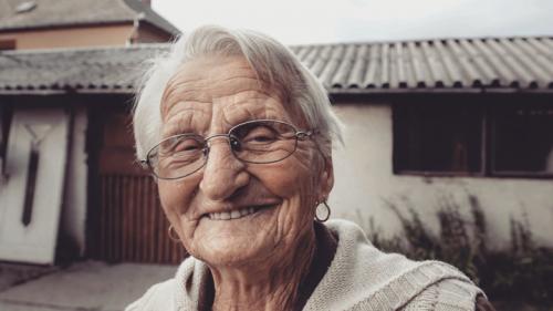 Каким образом психоэмоциональное состояние влияет на долголетие женщины. Каким образом оптимизм влияет на продолжительность жизни